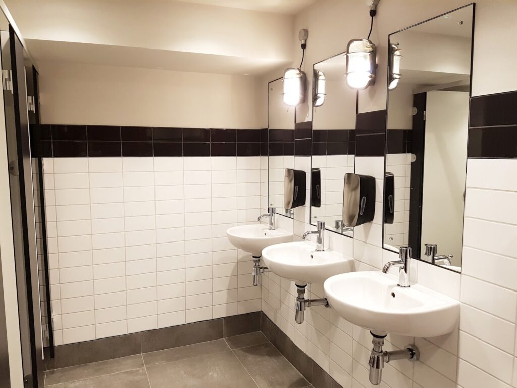 Photo of sinks in SmashBurger Glasgow toilets