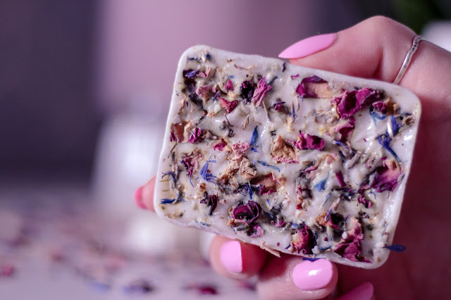 Close up of Zi Beauty, beauty bar