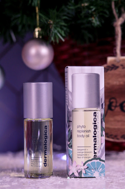 close up of Dermalogica rollerball Phyto Replenish Body Oil.