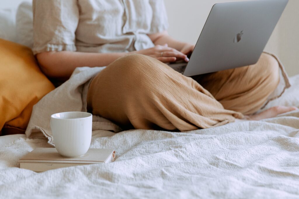 4 Ways to Practice Self-Care When You're on Your Periods