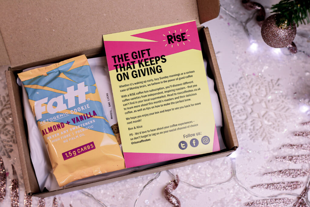 Birdseye view photo of the RiSE subscription box opened