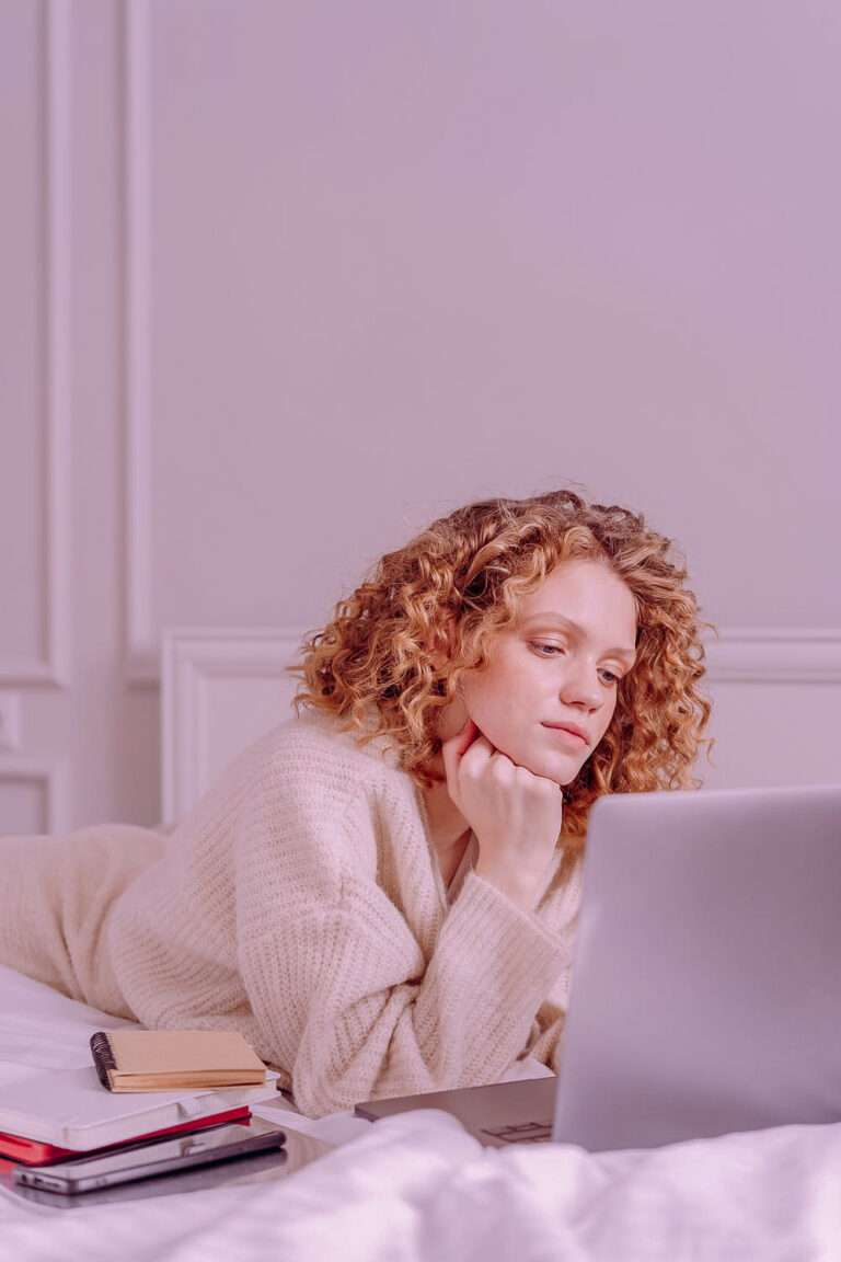 8 Bloggers You HAVE Check Out this February