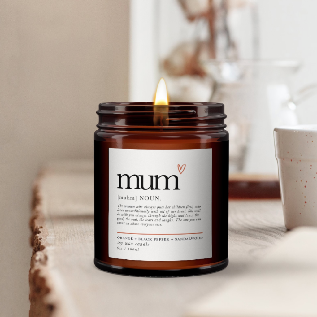 Photo by InessenceCandles on Etsy of a personalised Mum Candle